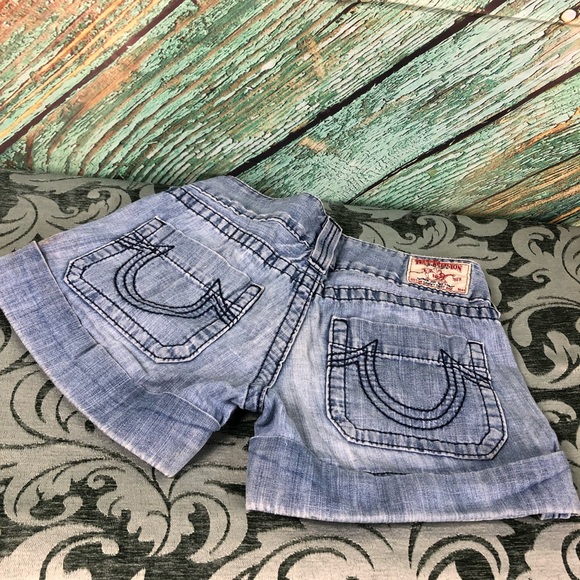A2 - True Religion| Sammy Shorts - 27 - Picture 5 of 9
